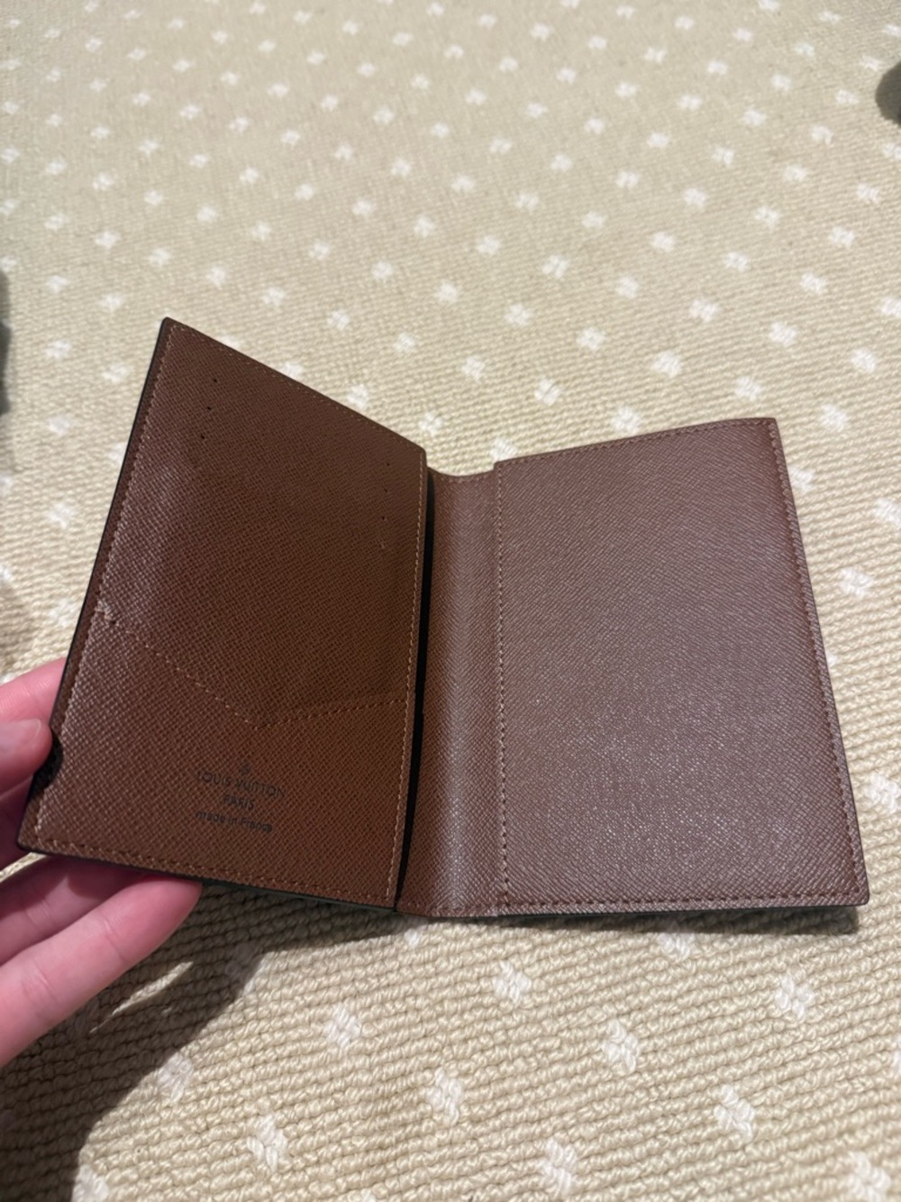 Louis Vuitton Brown and Tan Monogram Passport Cover - Picture 4 of 9